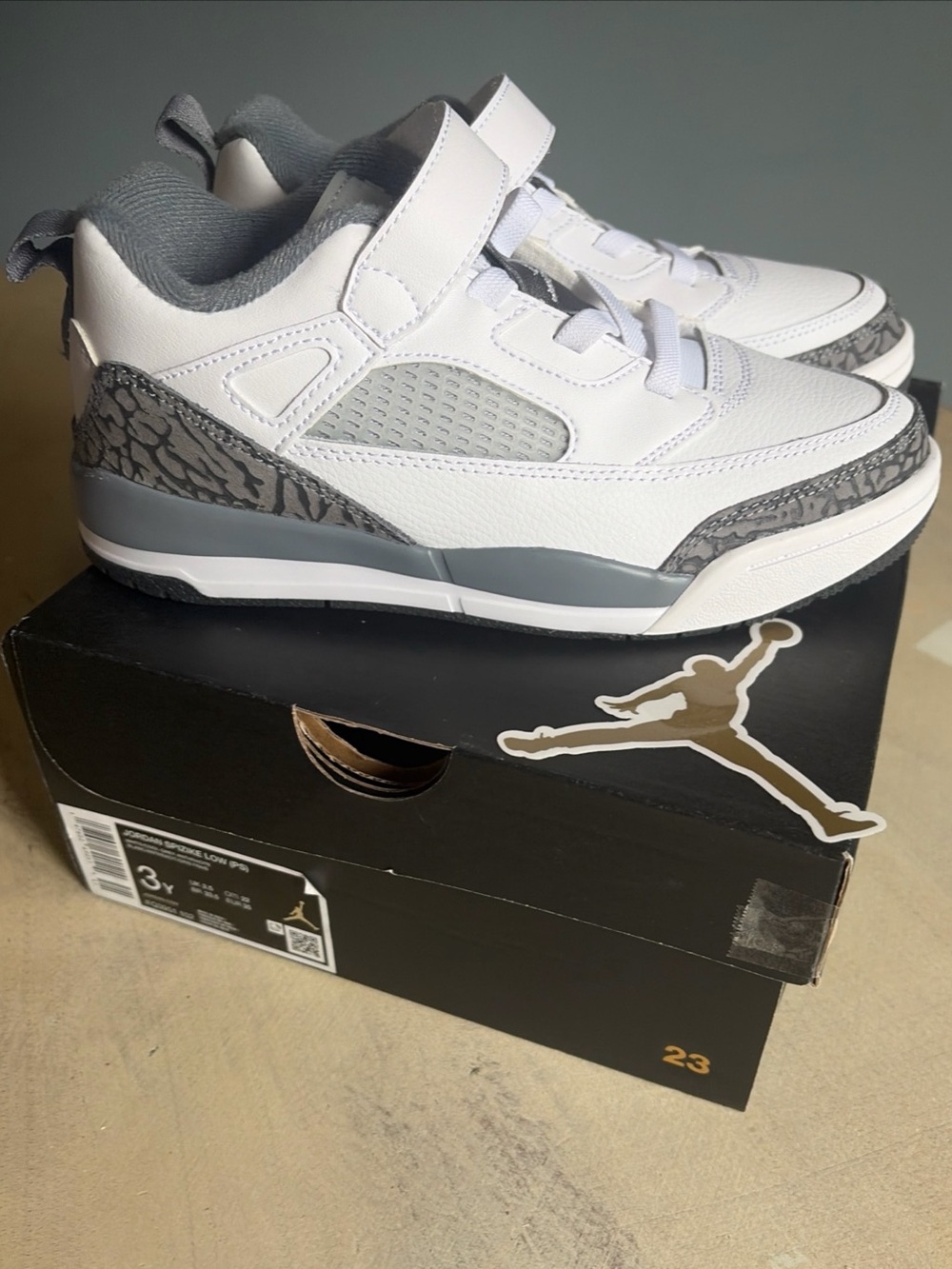 Nike Air Jordan Spizike Low White Cool Grey FQ3951-102, Boys US Size 3 Youth NWT